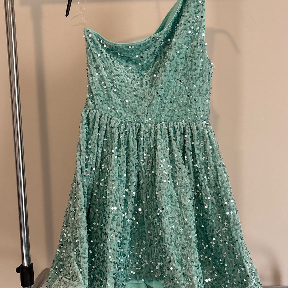 Short Prom/ Sweet 16 Party Dress - Picture 2 of 5